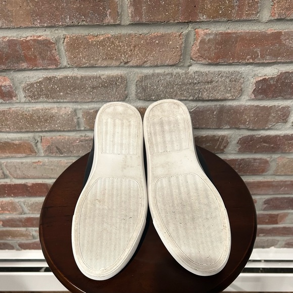 Yosi Samra Black Leather Brand New Laced Up Sneakers Size 9. - Picture 4 of 9